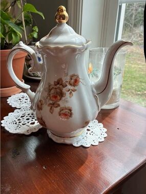 Porcelain Wrestling Bavarian China Tea Pot